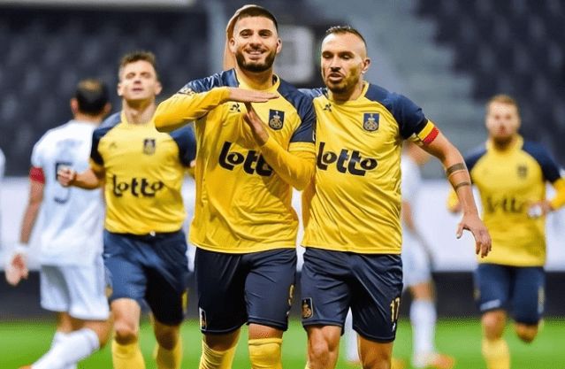 用出色的突 用出色的突